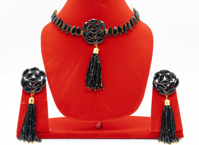 SHIKSHA Brass Gold-plated Black Jewellery Set(Pack of 1)