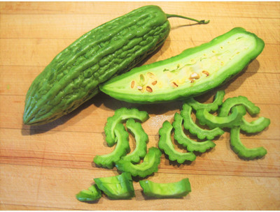 UGRA Green Skin Bitter Melon Seeds Seed(400 per packet)