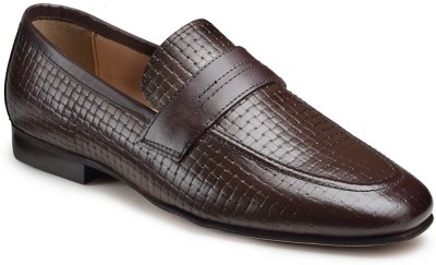 HATS OFF ACCESSORIES Genuine Leather Weave Brown Loafers For Men(Brown)