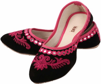 DFR Rajasthani Stylish Trendy Velvet Jutis For Women(Pink , 4)