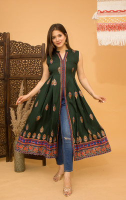 SAAR SUMRAN Women Printed Anarkali Kurta(Green)