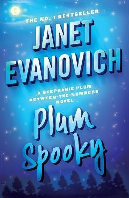 Plum Spooky(English, Paperback, Evanovich Janet)