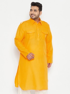 VASTRAMAY PLUS Men Solid Straight Kurta(Yellow)