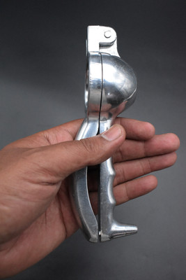 JAD Aluminium HEAVY DUTY LEMON SQUEEZER/NIMBU NICHOD (ALUMINIUM) Hand Juicer(Silver)