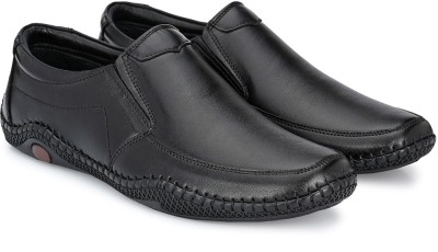 MACTREE Slip On For Men(Black , 7)