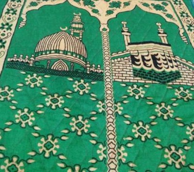 Essensa Furnishings Velvet Prayer Mat(Green, Large)