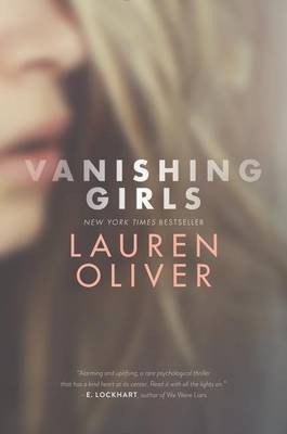 Vanishing Girls(English, Paperback, Oliver Lauren)