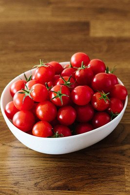 MKR Enterprises Tomato Seed(800 per packet)