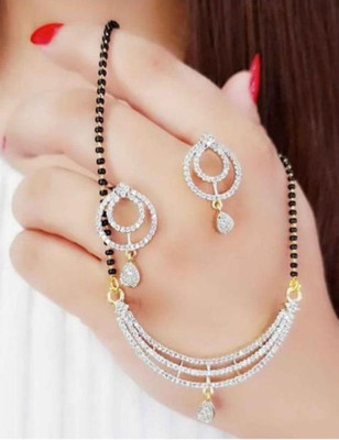 sunhari jewels Alloy Gold-plated Black, Gold Jewellery Set(Pack of 1)