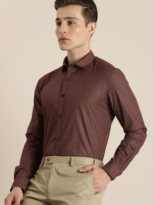 INVICTUS Men Checkered Formal Maroon Shirt