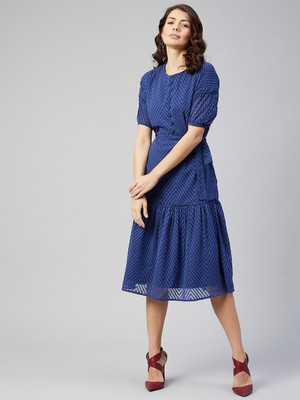 RARE Women Gathered Blue Midi/Calf Length Dress