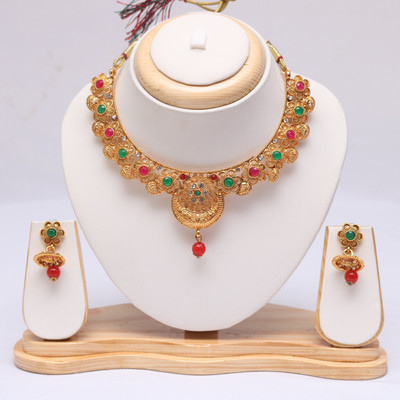 Ethnicking Alloy Gold-plated Multicolor Jewellery Set(Pack of 1)