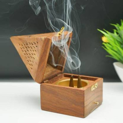 SHRI ANAND SHRI ANAND Pyramid shape dhoop Box container for dhoop batti/aagarbatti Wooden Incense Holder(Brown)