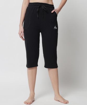 Trendy World Women Black Capri