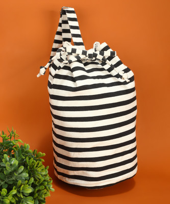 85% OFF on FOREVER 21 Women Black Tote 85% OFF on FOREVER 21 Women Black Tote