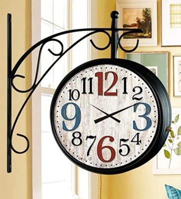 Nutts Analog 20 cm X 20 cm Wall Clock(Black, With Glass, Double-Sided)