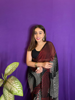 Anand Sarees Striped Bollywood Georgette Saree(Red, White, Black)
