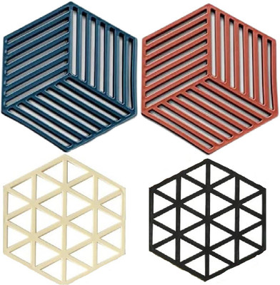 TOMATUS Silicone Tableware Insulation Mat Tea Coaster (Random Color&Pattern) Polyvinyl Chloride Trivet(Pack of 4)
