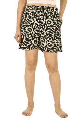 QuaClo Printed Women Black Regular Shorts