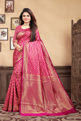 Dhruti Creation Self Design Kanjivaram Silk Blend Saree(Magenta)