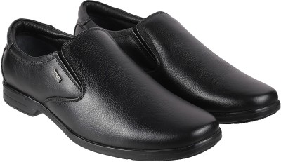 MOCHI Slip On For Men(Black , 9)