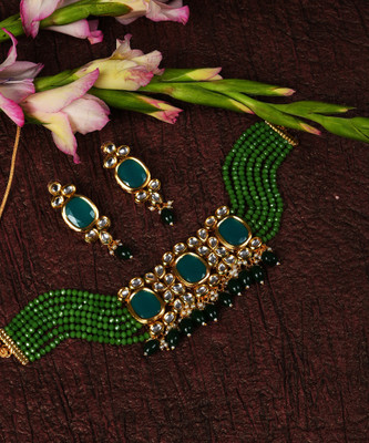 SOHI Alloy Gold-plated Green Jewellery Set(Pack of 1)