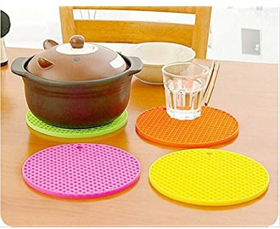 CRAZYGOL Red, Blue, Green Silicon Kitchen Linen Set(Pack of 1)