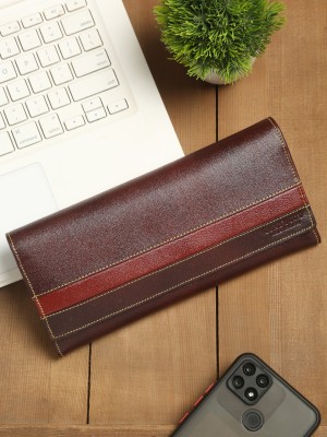 Teakwood Leathers Women Casual Maroon Genuine Leather Wallet(6 Card Slots)