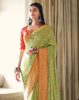 76% OFF on Siril Self Design, Woven, Embellished Bollywood Jacquard, Chiffon Saree(Green, Gold) 76% OFF on Siril Self Design, Woven, Embellished Bollywood Jacquard, Chiffon Saree(Green, Gold)