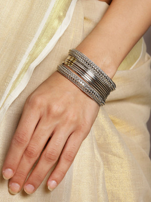 TONIQ Alloy Silver Bangle Set(Pack of 8)