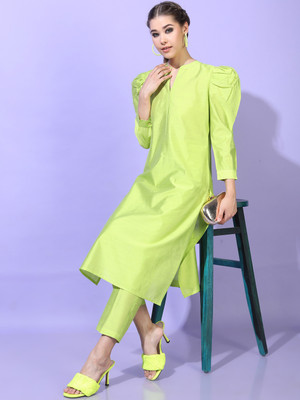 Vishudh Women Kurta Pant Set
