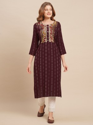 Fashor Women Embroidered Straight Kurta(Maroon)