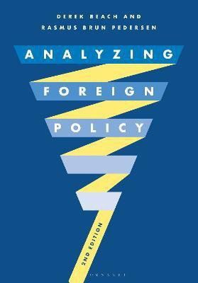 Analyzing Foreign Policy(English, Hardcover, Beach Derek)