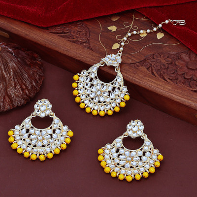 Shostopper by Sukkhi Zinc Gold-plated Gold Jewellery Set(Pack of 1)