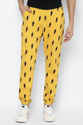 FOREVER 21 Printed Men Yellow Track Pants