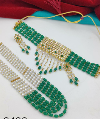 Radhe Jewells Alloy Gold-plated Green Jewellery Set(Pack of 1)