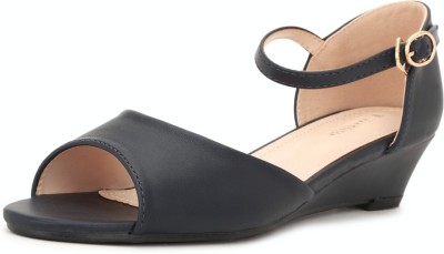 VAN HEUSEN Women Heels(Black , 3)