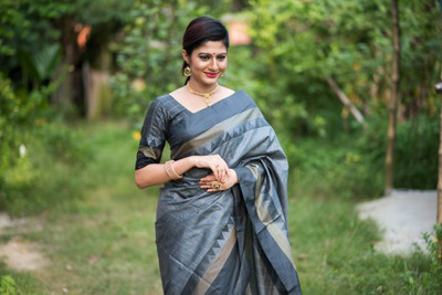 pavanputra fab Solid/Plain Bollywood Jacquard Saree(Grey)