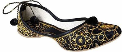 Traditional Funda Jutis For Women(Black, Gold , 8)