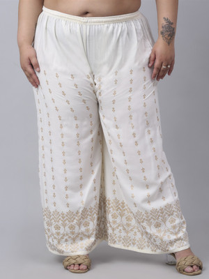 Trend Level Flared Women Cream Trousers