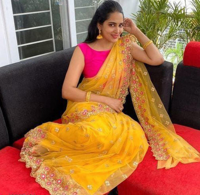 The diwa Embroidered Daily Wear Net Saree(Yellow)