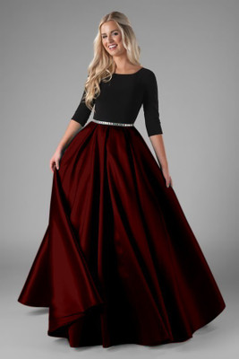 yogi creation Self Design Semi Stitched Lehenga & Crop Top(Maroon)