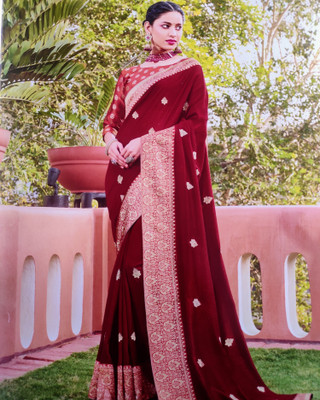 Nikhar Embroidered Mangalagiri Art Silk Saree(Maroon)
