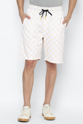 FOREVER 21 Checkered Men White Regular Shorts