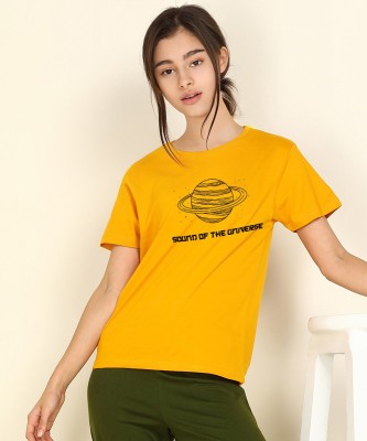 Young trendz Girls Typography, Printed Pure Cotton Regular T Shirt(Yellow, Pack of 1)