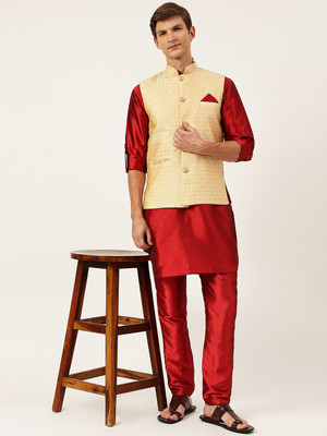 AJ Dezines Men Kurta Pyjama Set