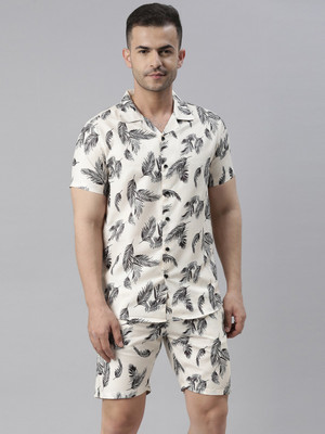 Bushirt Men Printed White Top & Shorts Set