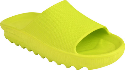 BLACKTOWN Men Slides(Green , 8)