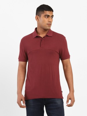 LEVI'S Solid Men Polo Neck Red T-Shirt