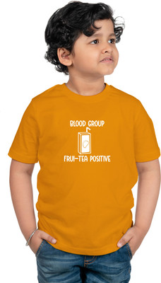 CHOMBOOKA Boys & Girls Printed Cotton Blend Regular T Shirt(Yellow, Pack of 1)